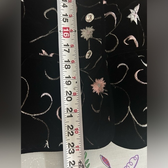 RARE Vintage Ungaro Ter Black Velvet Embroidered Jacket Sz 12 - Picture 15 of 15